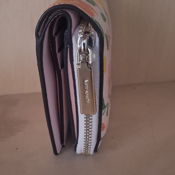 Kate Spade Multicolor Floral Wallet - Picture 4 of 8